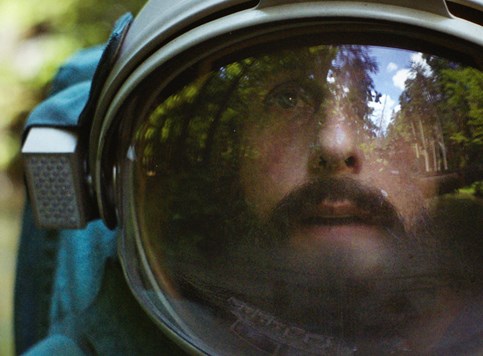 Adam Sandler kao prvi astronaut