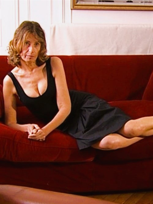 Le canapé rouge