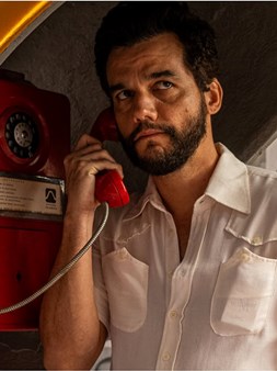 O Agente Secreto - O, prevrnuta torto...